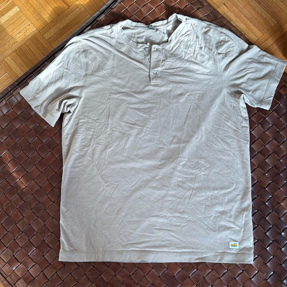 Vuori Short Sleeve Ever Henley mens